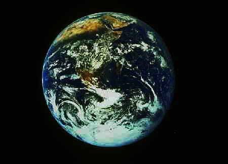 earth.jpg (10912 oCg)