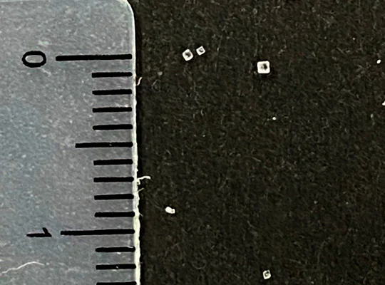 【工作】塩で！？キラキラ光る絵をかこう！-見てみよう④