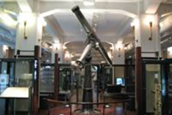 トロートン天体望遠鏡