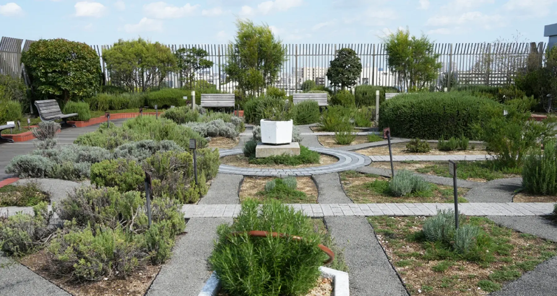 ハーブガーデン