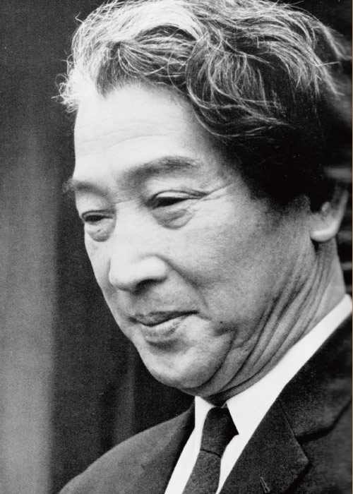 Kyushu University's anthropologist Takeo Kanaseki