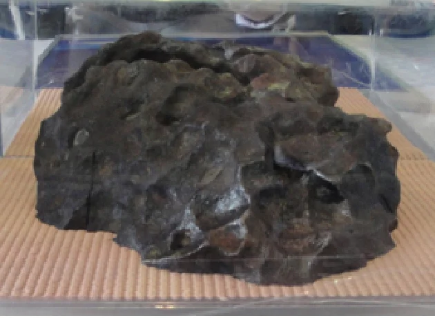 11月に南極へ ― 砕氷艦『しらせ』2代目就役（協力：海上自衛隊横須賀