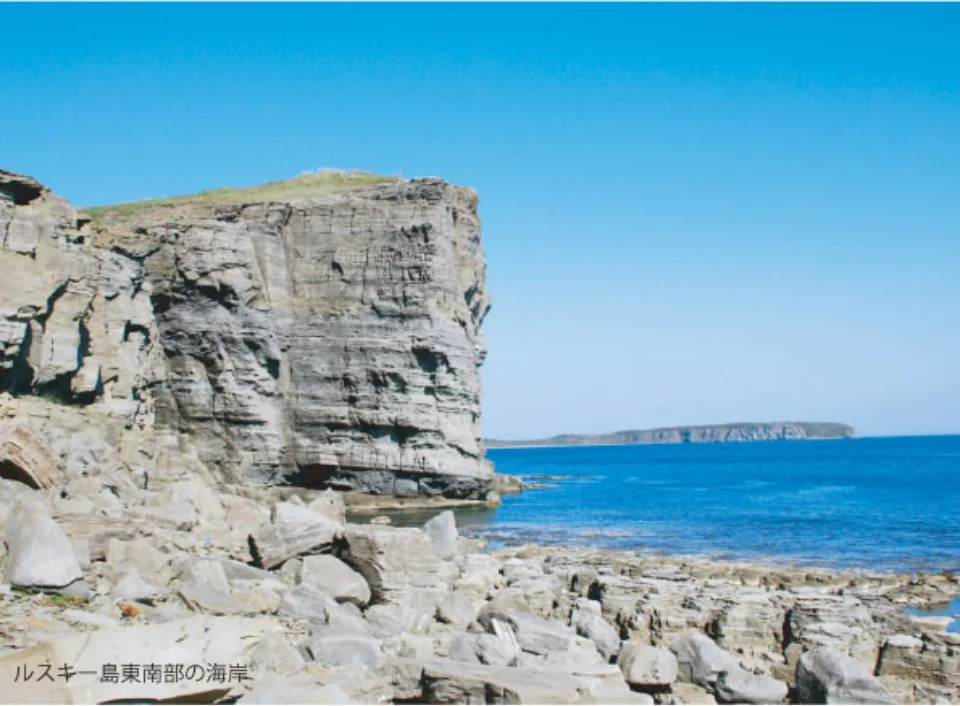 ルスキー島東南部の海岸