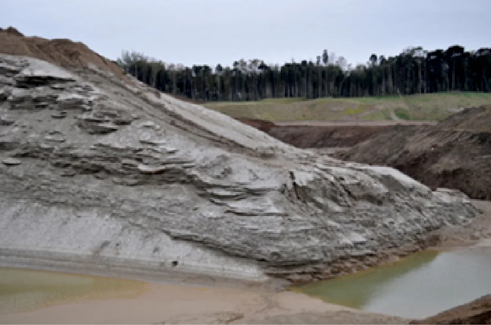 メラノフロジャイト_産出現場