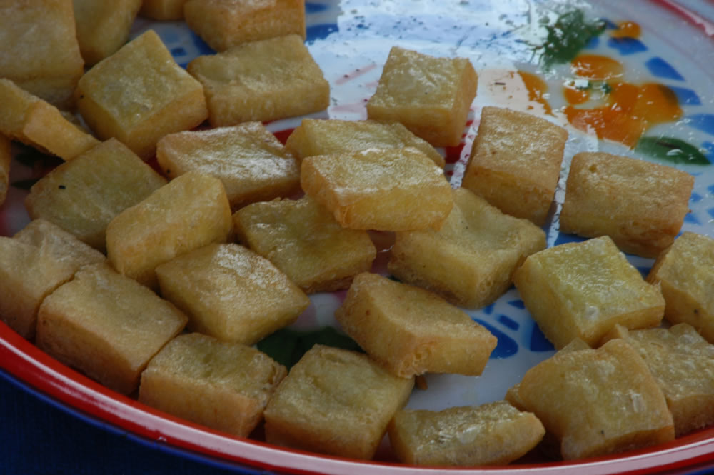 シャンの揚げ豆腐